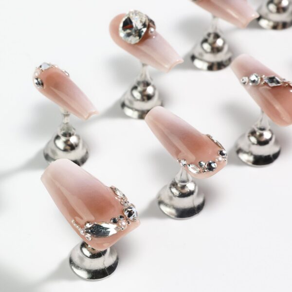 Handmade Almond-Shaped Nail Art Nude Gradient Luxury Swarovski Crystals Decor Press On Nails Nail Supplies - Image 5